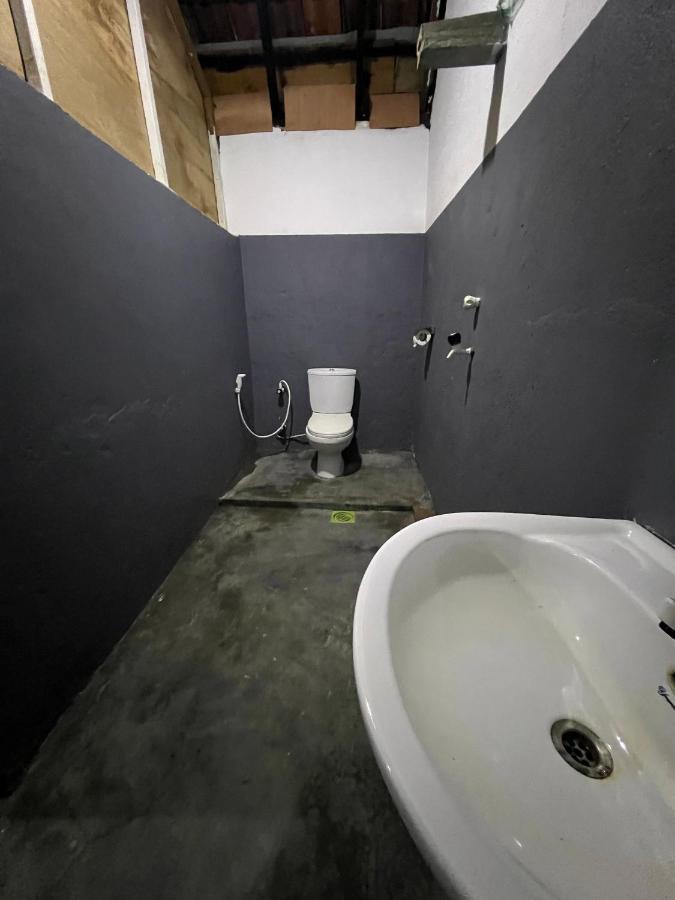 Cactus Arugambay Hostel อารูกัมเบย์ ภายนอก รูปภาพ