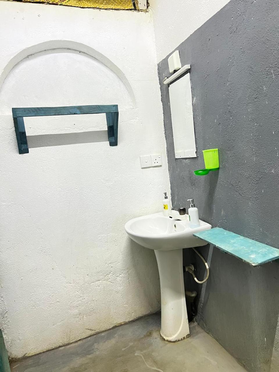 Cactus Arugambay Hostel อารูกัมเบย์ ภายนอก รูปภาพ