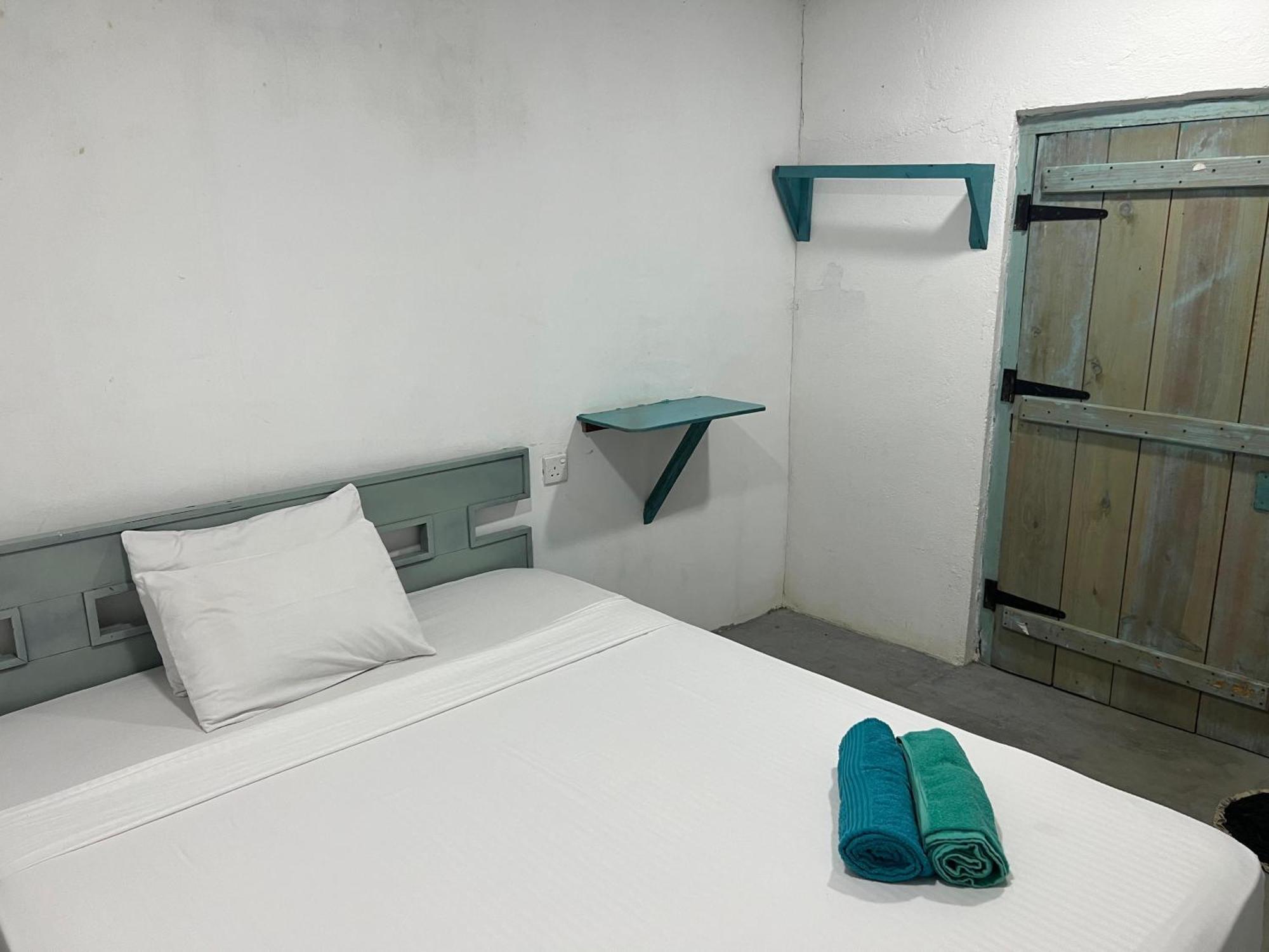 Cactus Arugambay Hostel อารูกัมเบย์ ภายนอก รูปภาพ