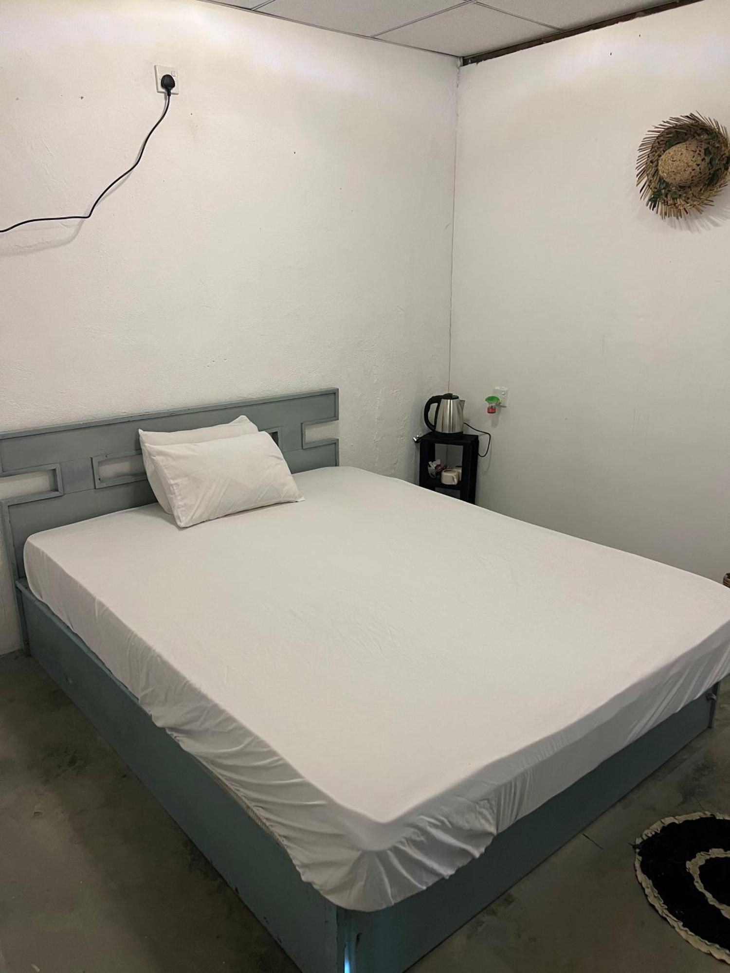 Cactus Arugambay Hostel อารูกัมเบย์ ภายนอก รูปภาพ